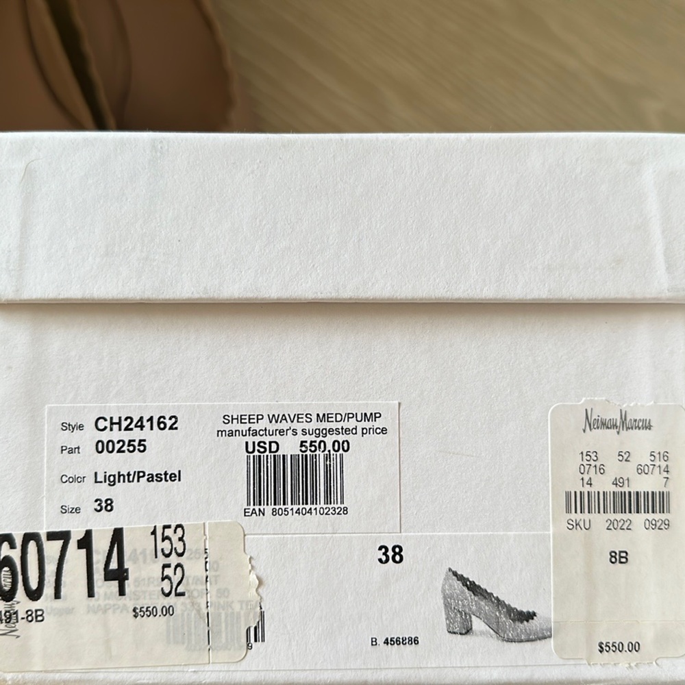Chloe scalloped sheep waves pump. Size 38, light pastel - Picture 7 of 7